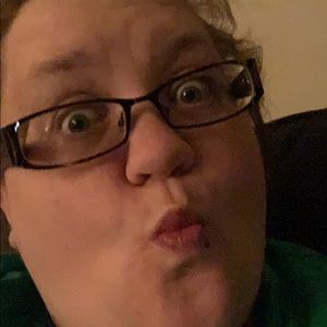 Meet your Posher, Elyse